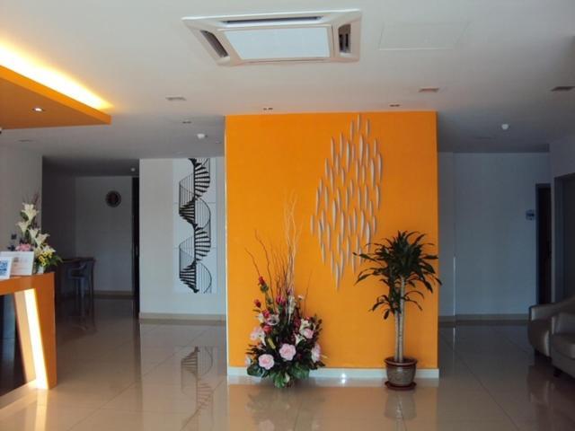 Gm City Hotel Klang Exteriör bild