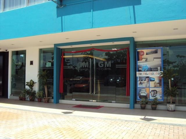 Gm City Hotel Klang Exteriör bild
